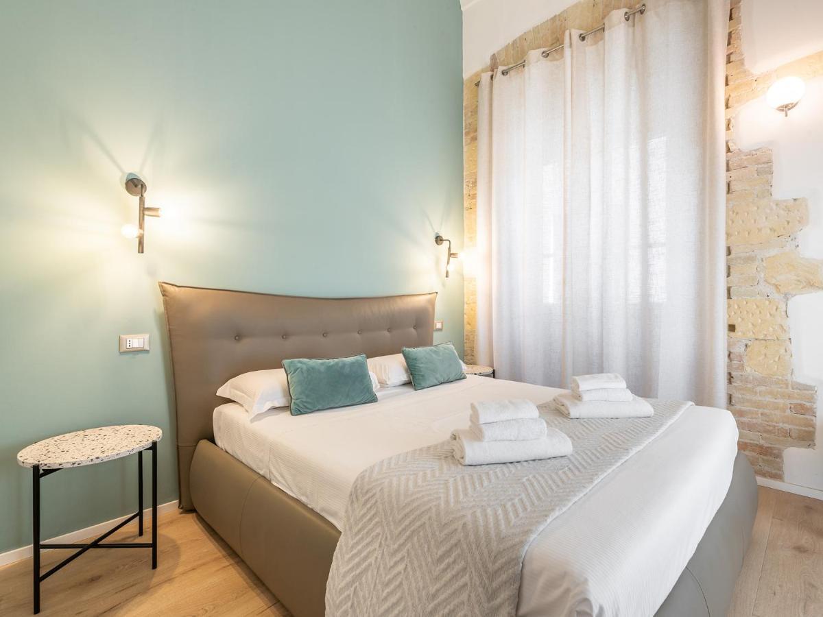 Orma Design Rooms - Historic Centre Cagliari Luaran gambar