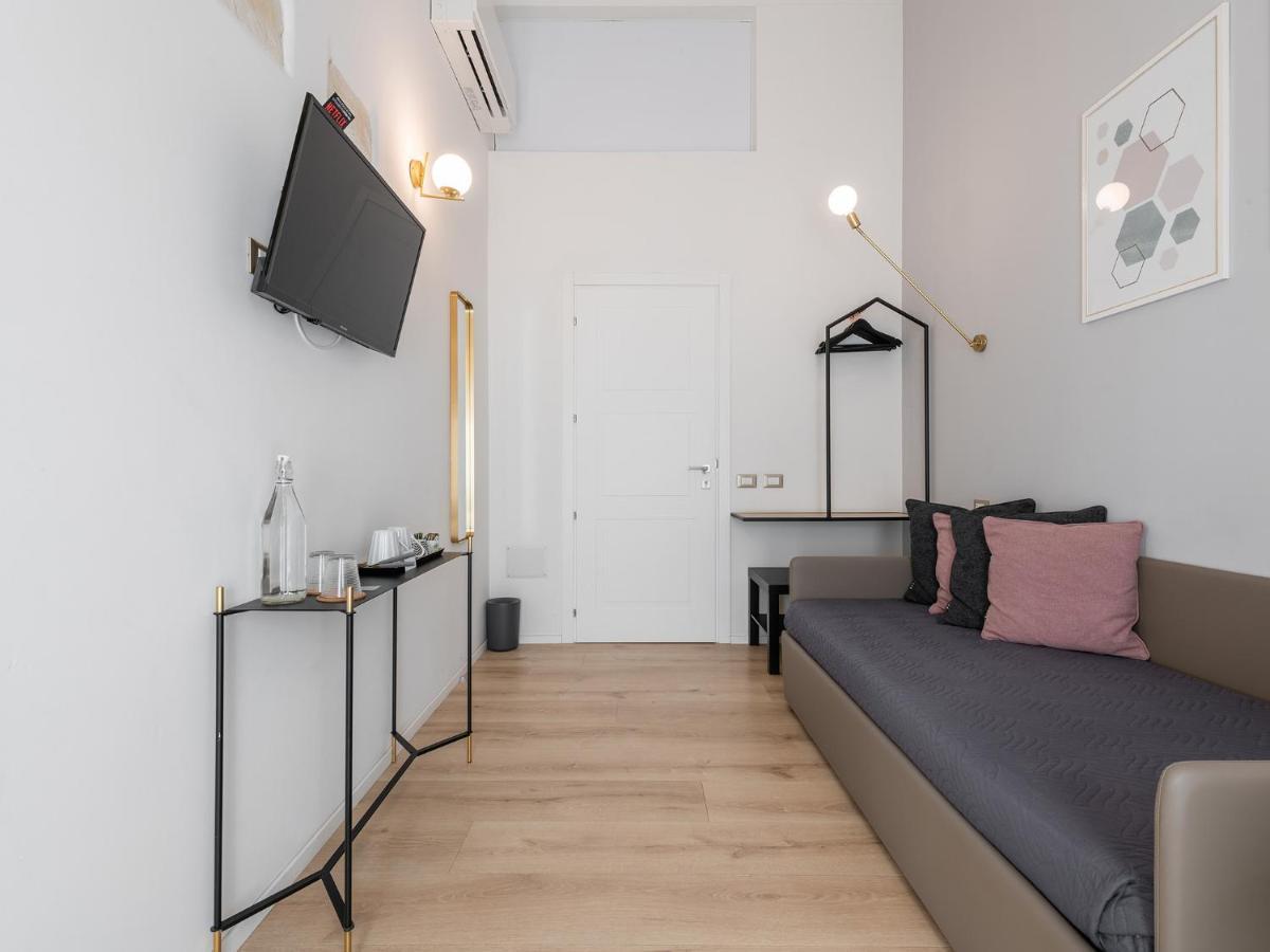 Orma Design Rooms - Historic Centre Cagliari Luaran gambar