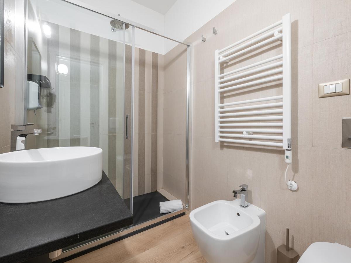 Orma Design Rooms - Historic Centre Cagliari Luaran gambar