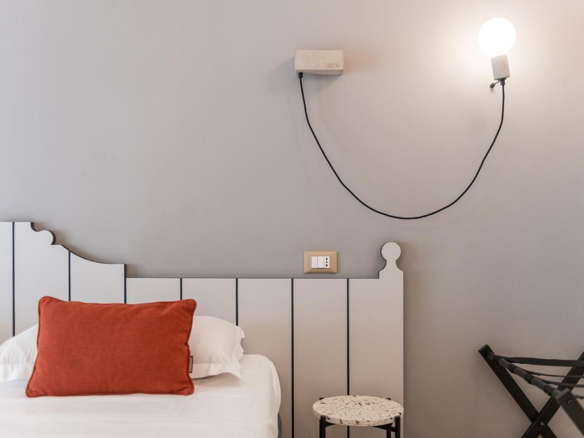 Orma Design Rooms - Historic Centre Cagliari Luaran gambar