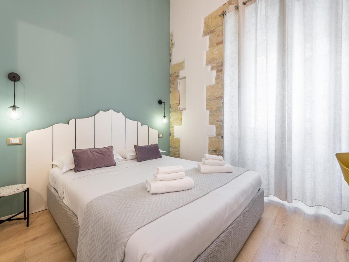 Orma Design Rooms - Historic Centre Cagliari Luaran gambar