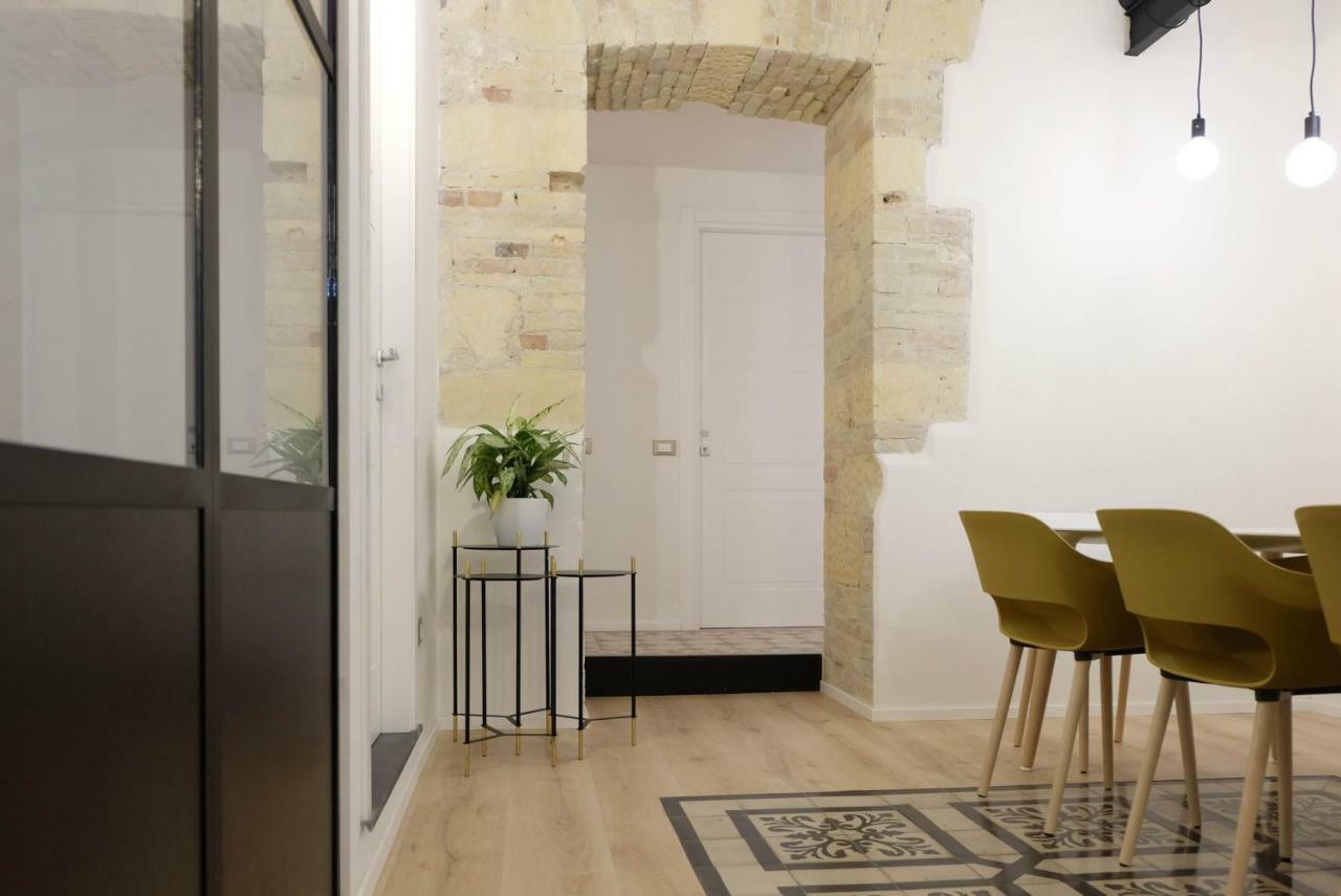 Orma Design Rooms - Historic Centre Cagliari Luaran gambar