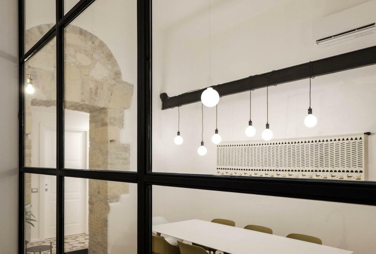 Orma Design Rooms - Historic Centre Cagliari Luaran gambar